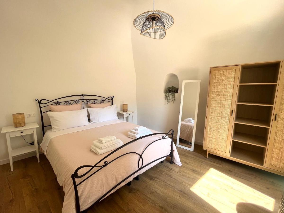 Da I Ciarui Casa Vacanze ドルチェアックア エクステリア 写真